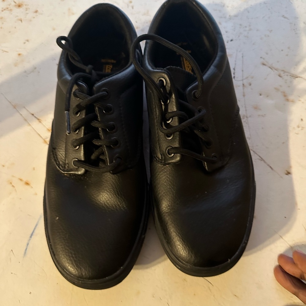 Classic Black women slip resist shoes